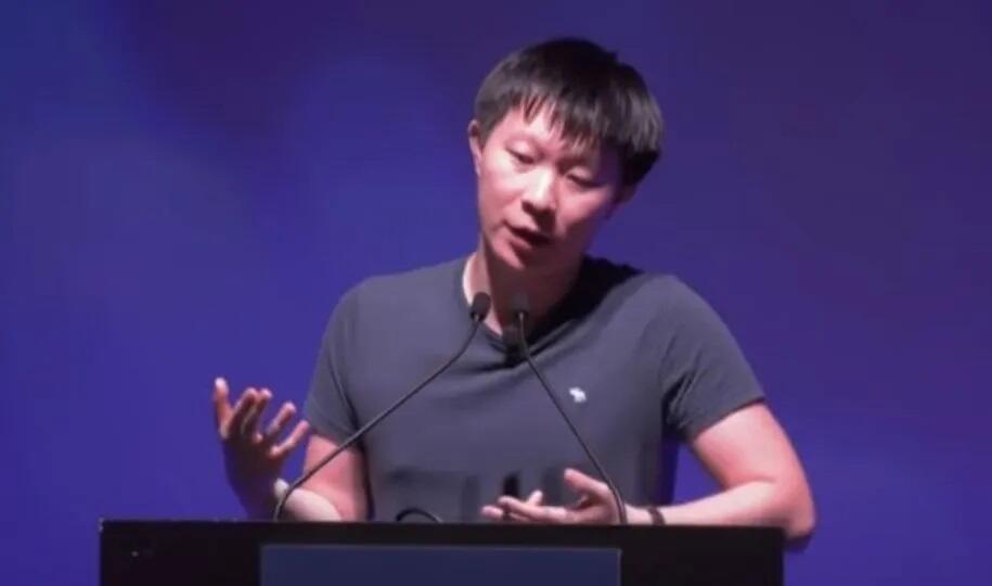 screenshot of Su Zhu 3AC founder at an NFT conference